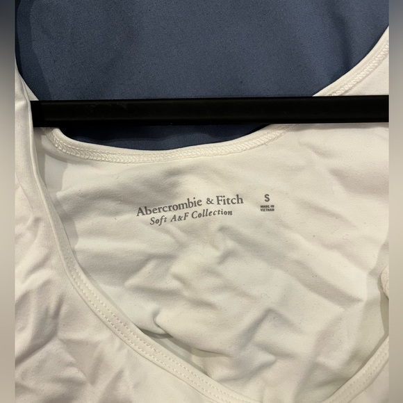 Abercrombie White cotton blend, seamless fabric tank top bodysuit - Picture 3 of 3